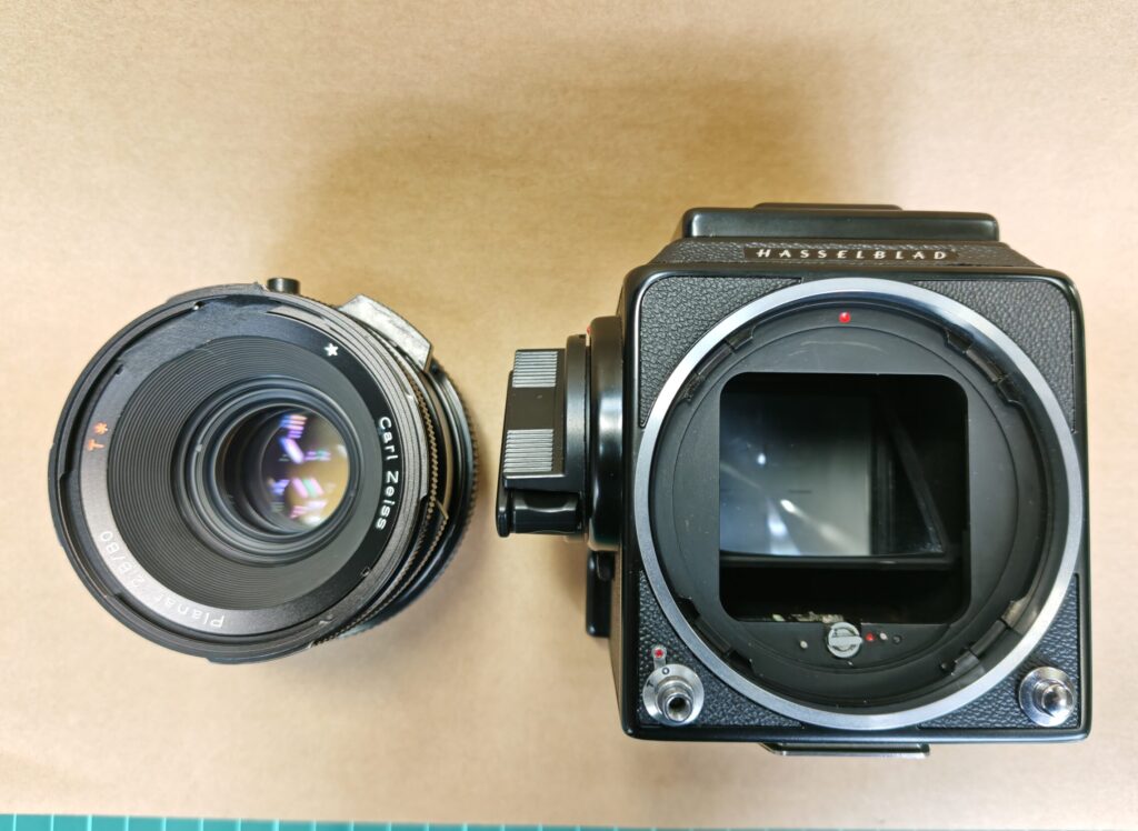HASSELBLAD 500C/M（ハッセルブラッド）の修理 | 富岡カメラワーク